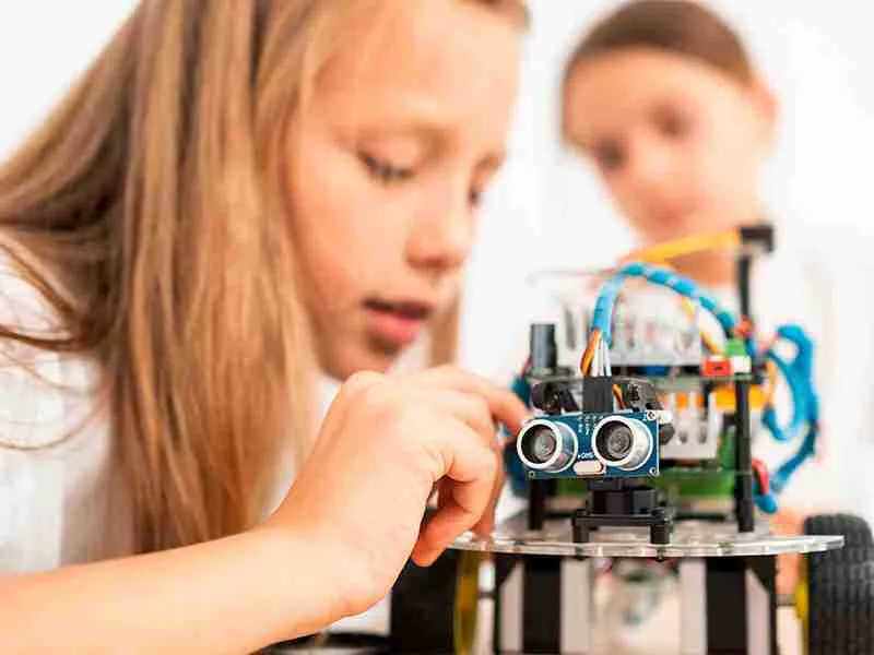 Robótica e Educação Especial: Uma Ferramenta Poderosa para Inclusão e Aprendizado